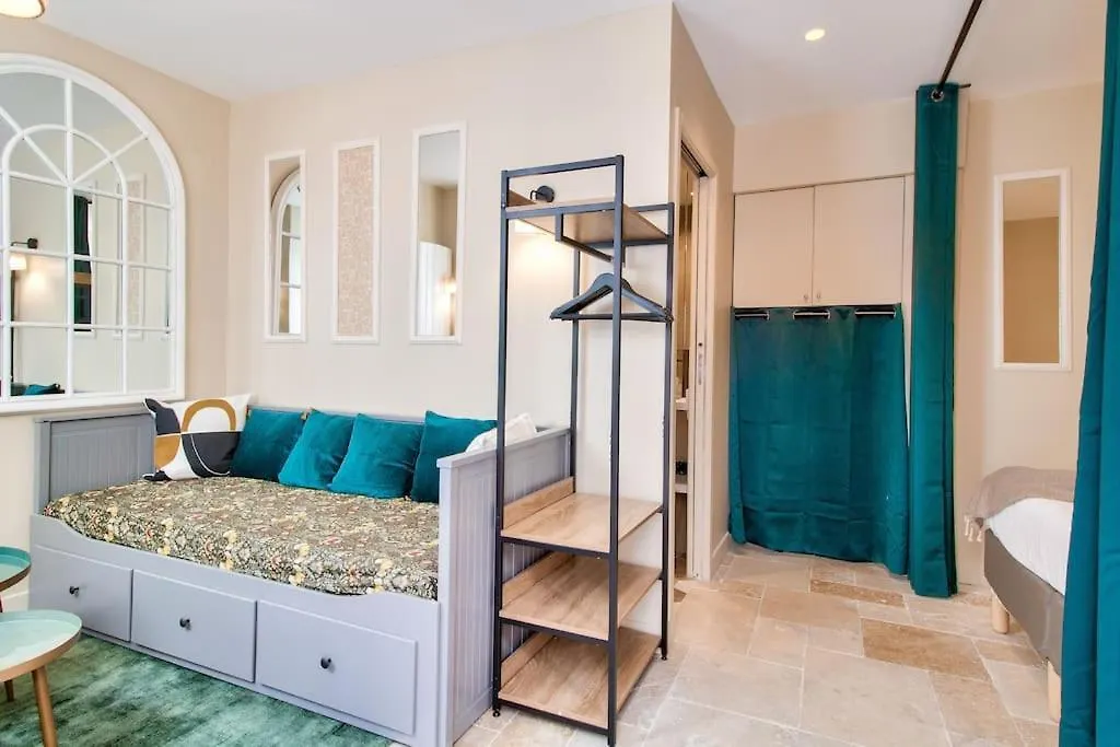 Cozy Apartement Historic Center Paris & Montmartre